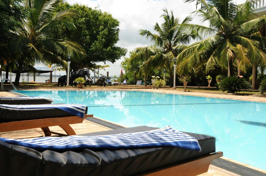Hotel Lagoon Paradise Негомбо Екстер'єр фото